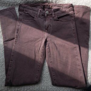 AMERICAN EAGLE JEANS